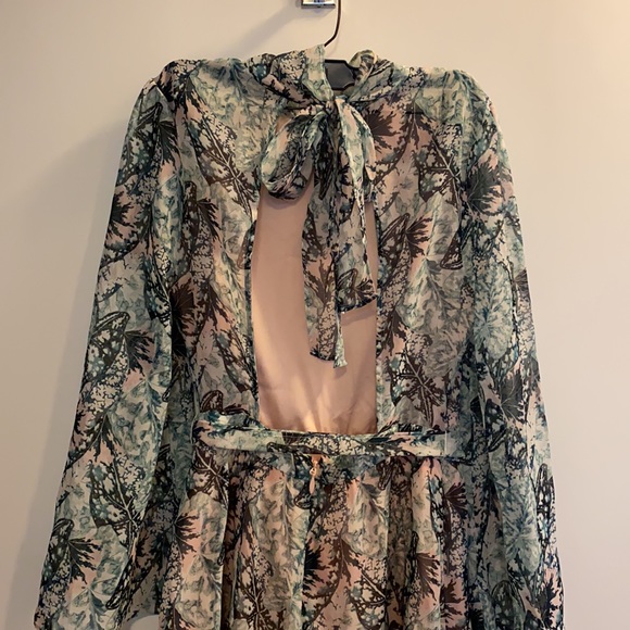 Bebe open back romper - Picture 5 of 6